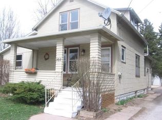 303 W Pulaski St, Pulaski, WI 54162