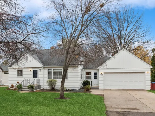 1058 County Road B2 W, Roseville, MN 55113