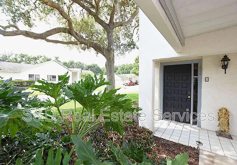 1808 Village Ct — Photo 40