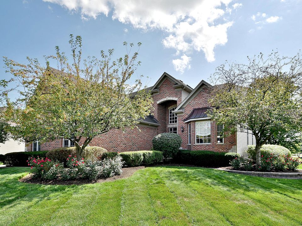 1st image of 26239 Oakcrest Ln