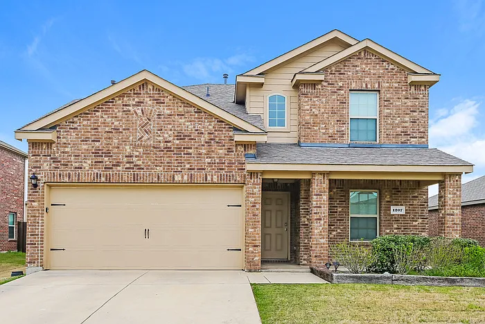 1207 Savannah Ridge Dr — Photo 1