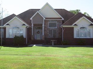 241 Rose Rd, Maxton, NC 28364