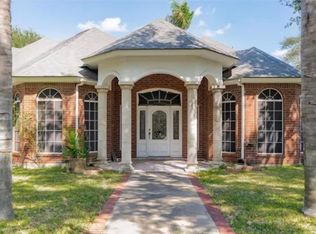 1915 Sundance St, Palmhurst, TX 78573