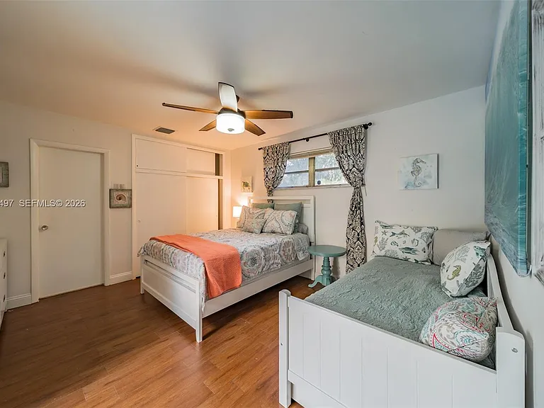 4410 N Buchanan St — Photo 70