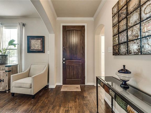 4th image of 7704 Hinkley Oak Dr