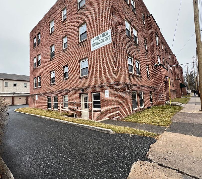 1st image of 25 N Franklin St #11