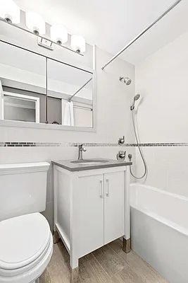 Sold by Compass | media 25