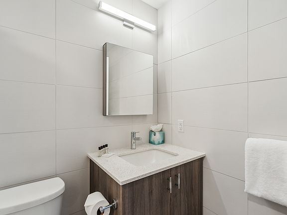 3rd image of 2303 W Deer Hollow Rd #3111