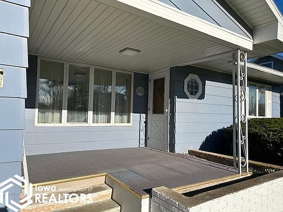 2nd image of 205 Carson Ave