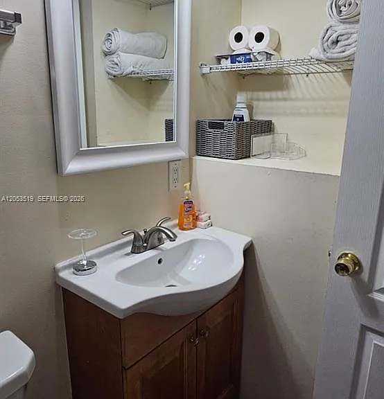 6410 SW 57th Ct — Photo 10