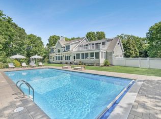 2 Hilltop Ln, East Hampton, NY 11937