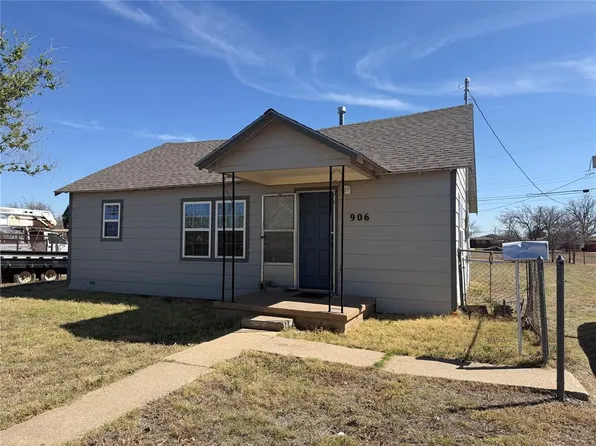 906 N Jackson St, Altus, OK 73521