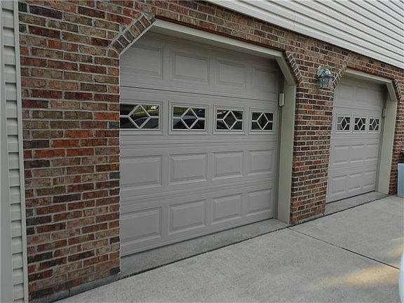 2nd image of 286 Whitney Chase Ln