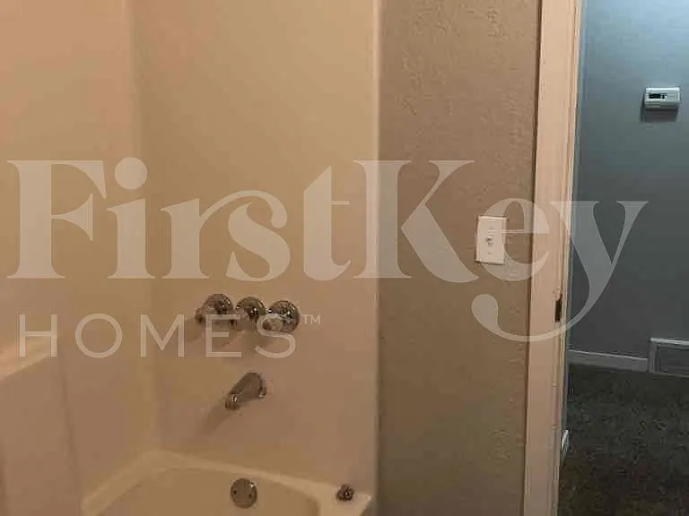 5436 Woodson Rd — Photo 8