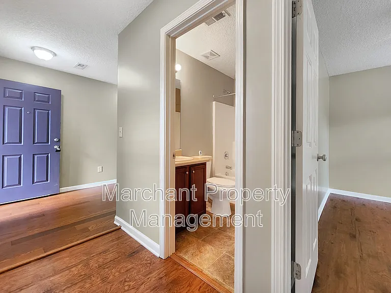657 Chartwell Dr — Photo 23