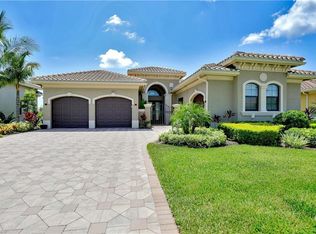 2757 Crystal Way, Naples, FL 34119