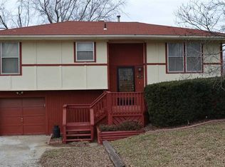 209 Devon Rd, Overbrook, KS 66524