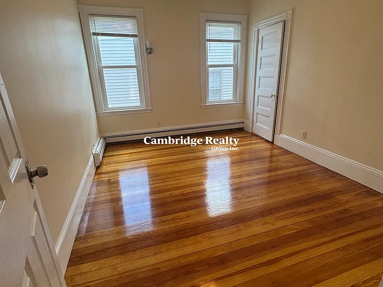 64 Fisher Ave #3T — Photo 7