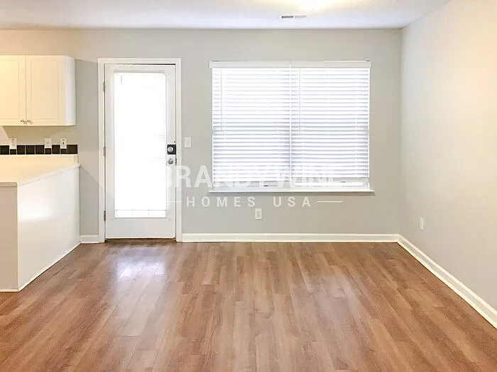 168 Watercress Ct — Photo 3