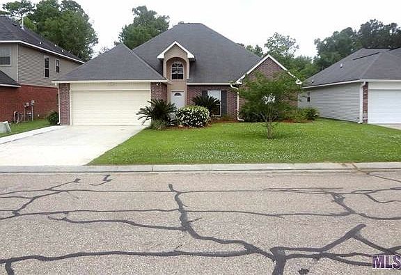 2nd image of 23865 Sandlewood Ct