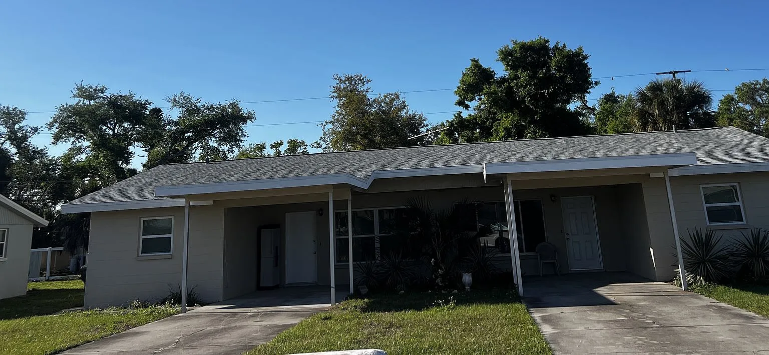 2BD/1BA/Single carport - Venice — Photo 1