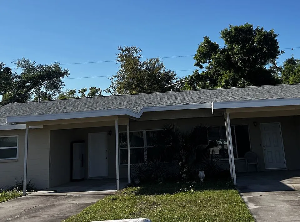 558 Briarwood Rd