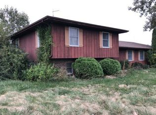 934 Vilmin Rd, Plano, IL 60545