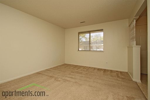 2nd image of 1806 Bennett Dr APT 7