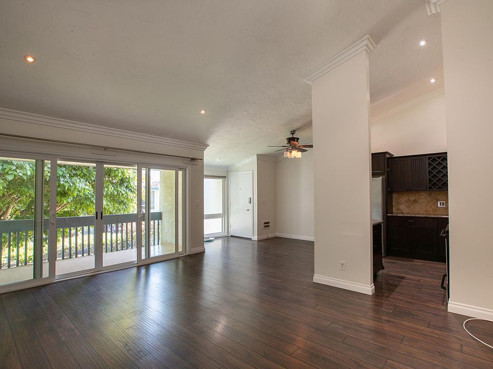 1st image of 818 Camino Real Unit 206