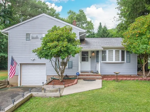 31 Dover Milton Rd, Jefferson Twp., NJ 07438