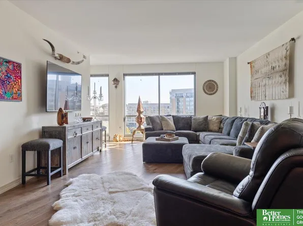 120 S 31st Ave APT 5501, Omaha, NE 68131