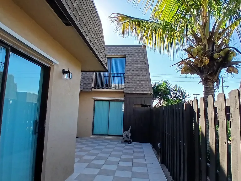 303 Waterview Dr — Photo 6
