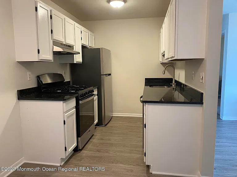 231 Atlantic St #26 — Photo 13