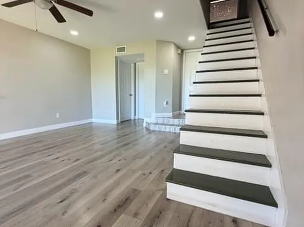 8335 Sands Point Dr #206, Houston, TX 77036