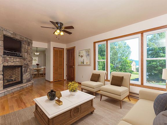 2nd image of 59 Mohican Heights Dr