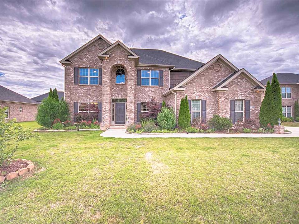 1st image of 235 Danaher Ln NW