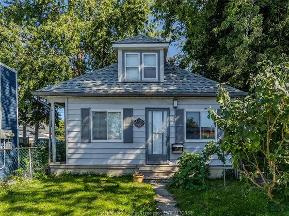 1468 Drouillard Rd, Windsor, ON N8Y 2R9