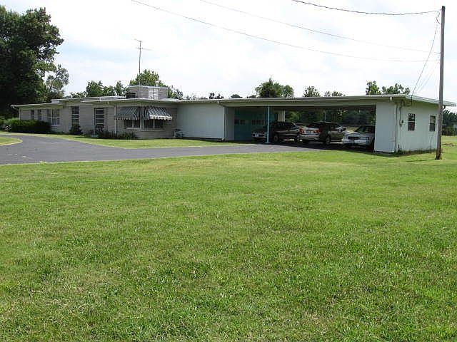 1st image of 25384 Demott Dr