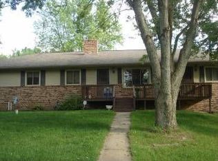 8282 Standing Pines Dr, Holly, MI