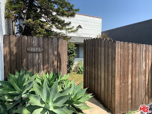 2nd image of 3011 Pico Blvd