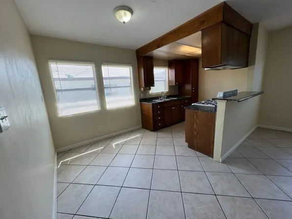 12526 Menlo Ave APT C, Hawthorne, CA 90250