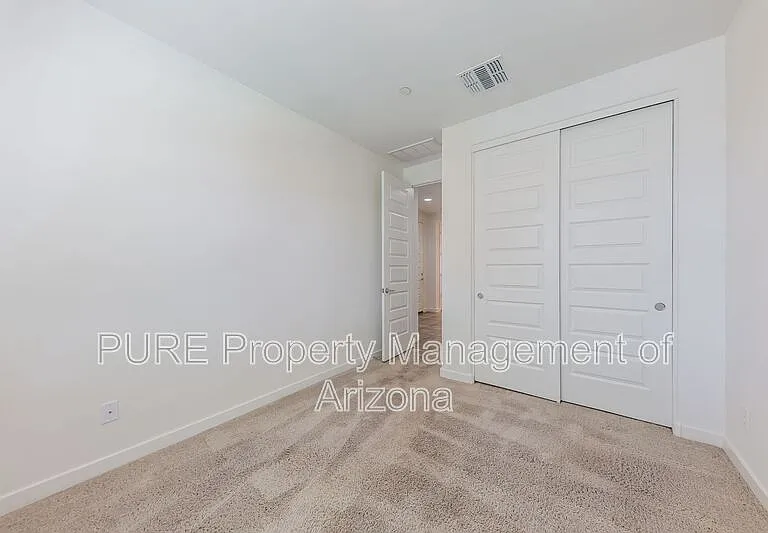 32002 N 125th Ln — Photo 20