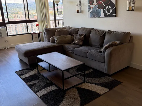 5333 Likini St APT 2310, Honolulu, HI 96818