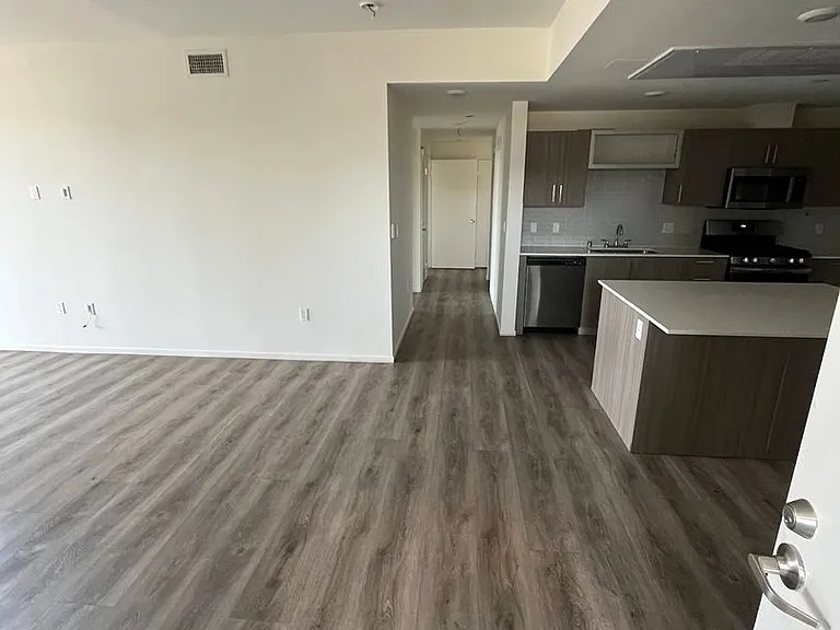 5630 Fair Ave — Photo 8