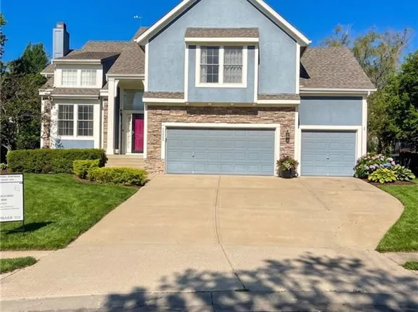 14322 Reeder St, Overland Park, KS 66221