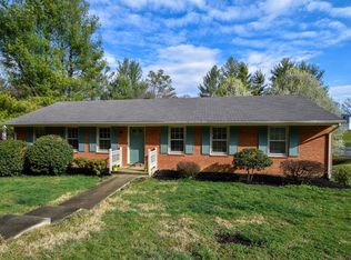 5407 Cave Spring Ln, Roanoke, VA 24018