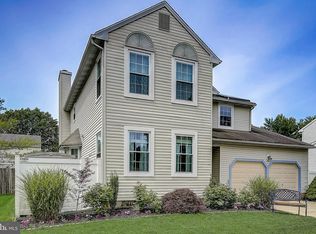 37 Tenby Ln, Marlton, NJ 08053