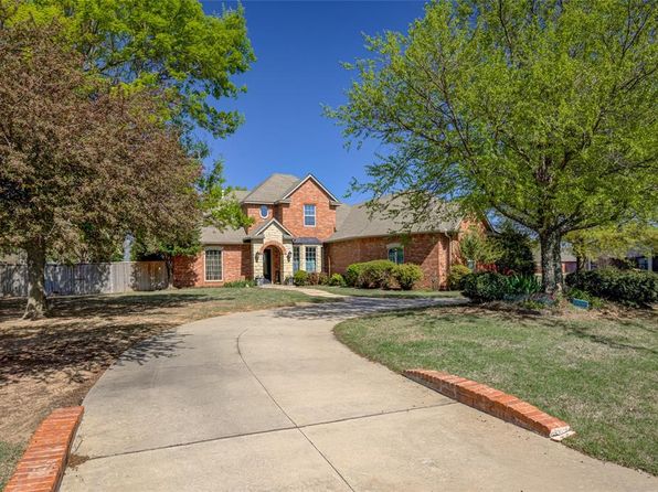 308 Lysbeth Ct, Goldsby, OK 73093