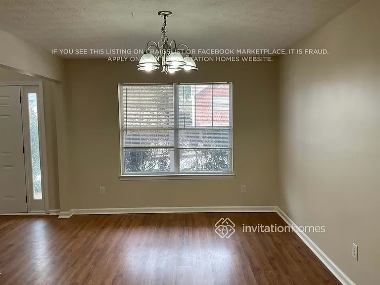 331 Silver Springs Ln — Photo 7