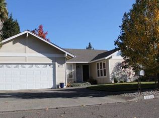 5048 Dupont Dr, Santa Rosa, CA 95409